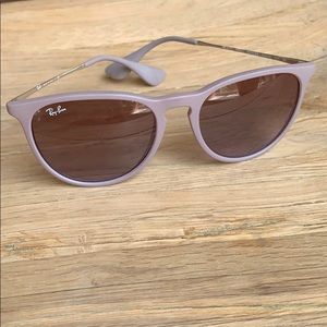 Ray-Ban Erika sunglasses with case